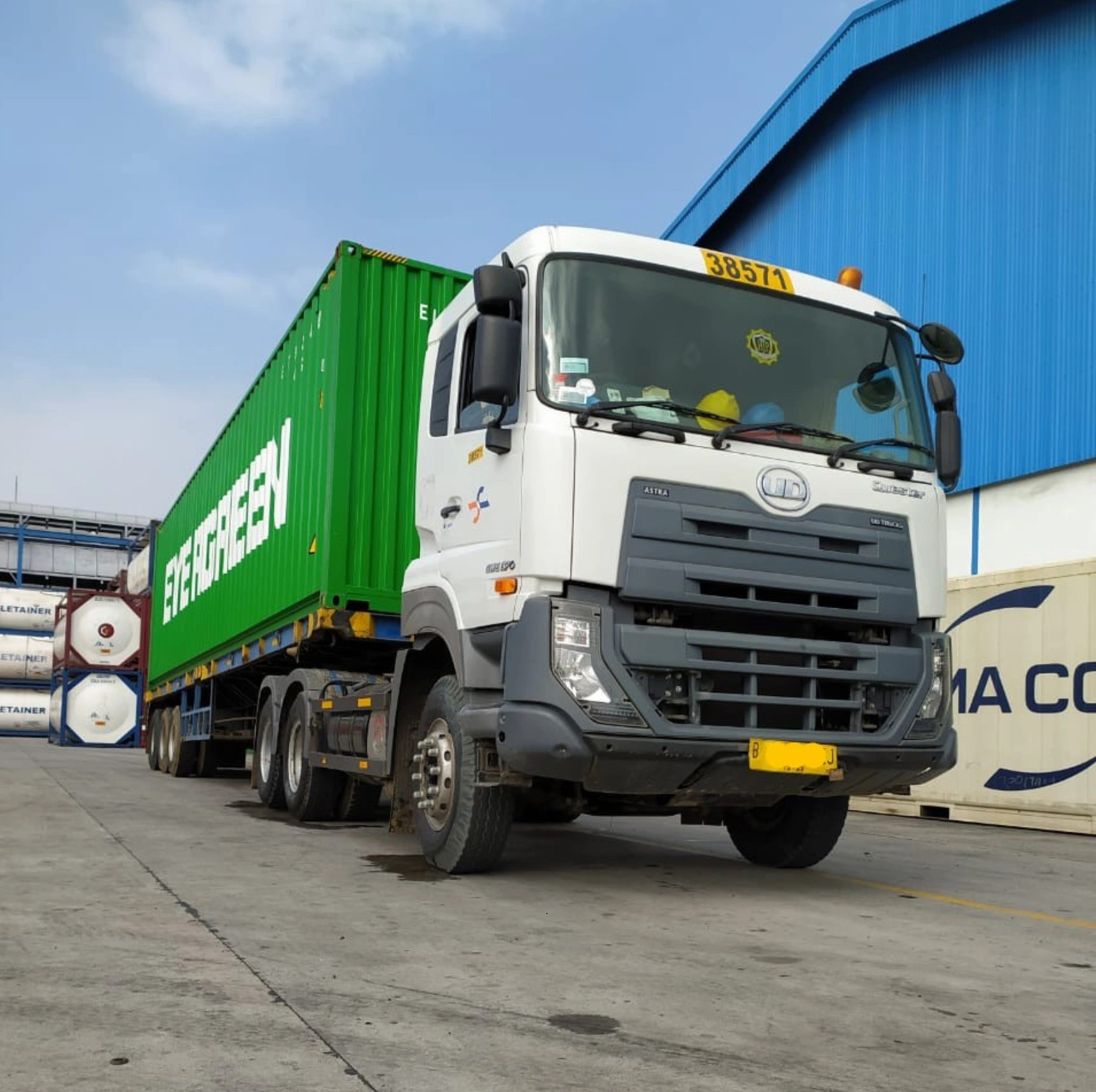 Container trucking - Evergreen