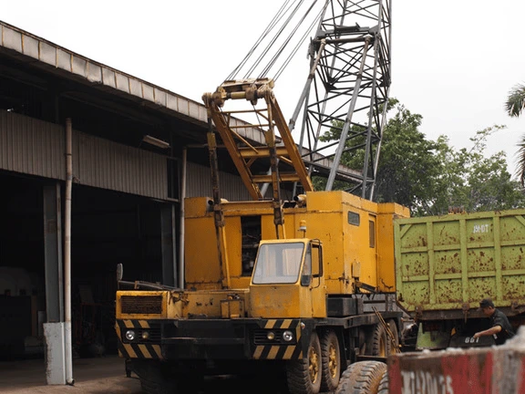 Lattice Boom Crane