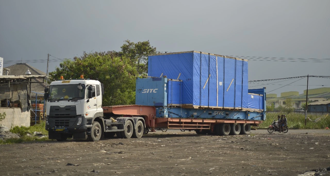 Long Lowbed (50 ton)